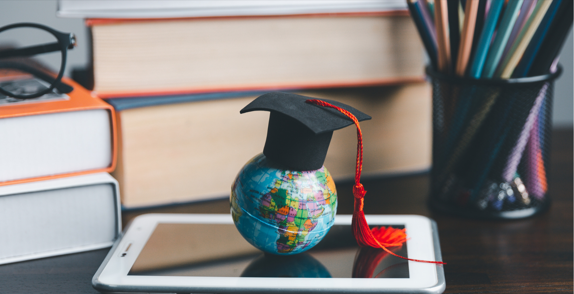 Mastering the Global Classroom: A Comprehensive Guide to Elevating Your Study Abroad Experience